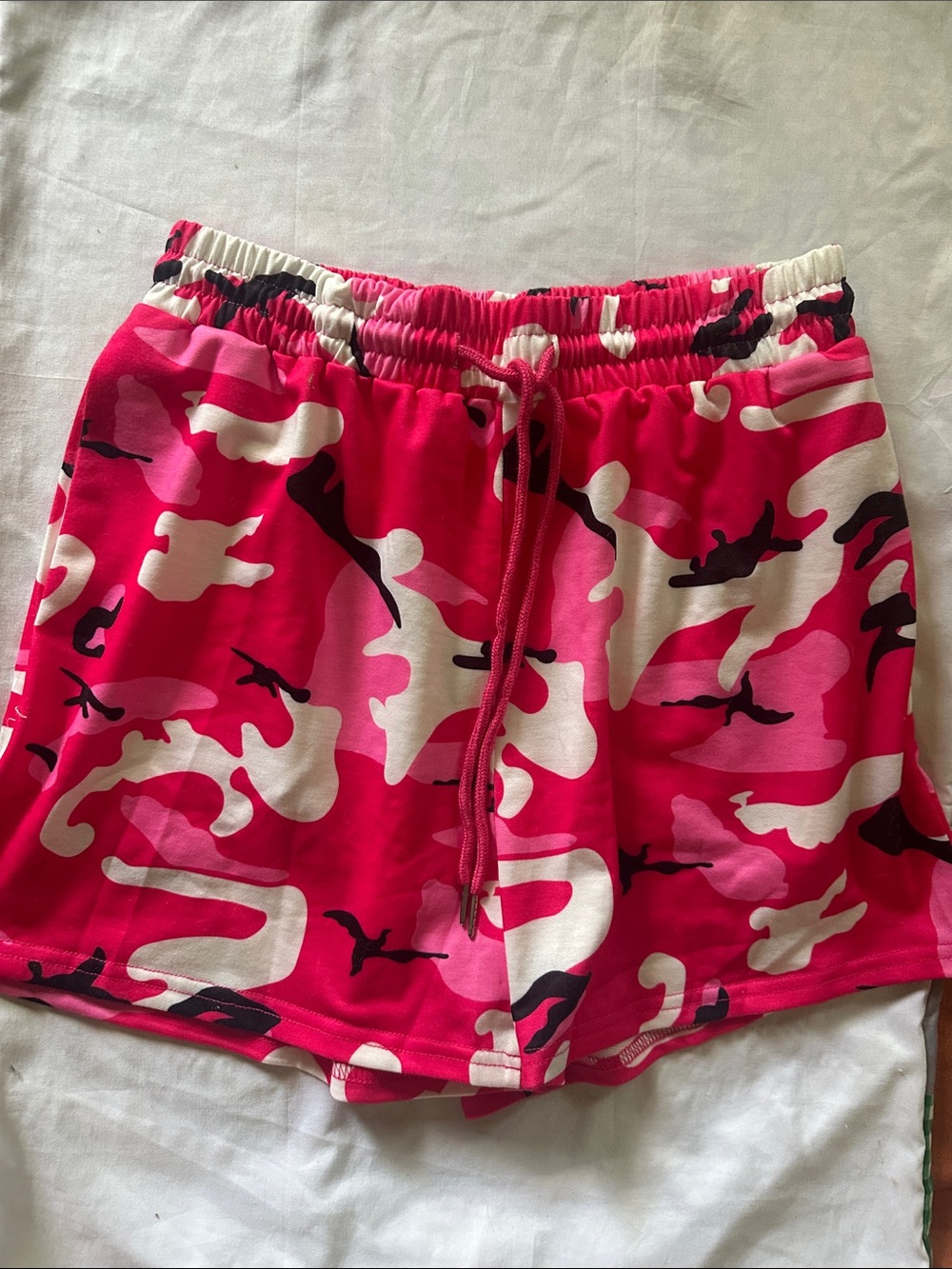 Hozoely New with Tags Womens Pink Camouflage Lounge  Shorts w Drawstring